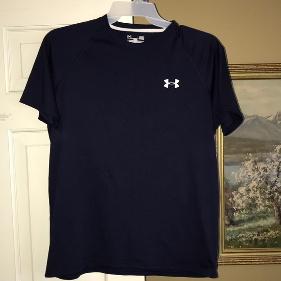 Men’s Navy Under Armour Tee. Navy. Gently used. - Picture 1 of 3